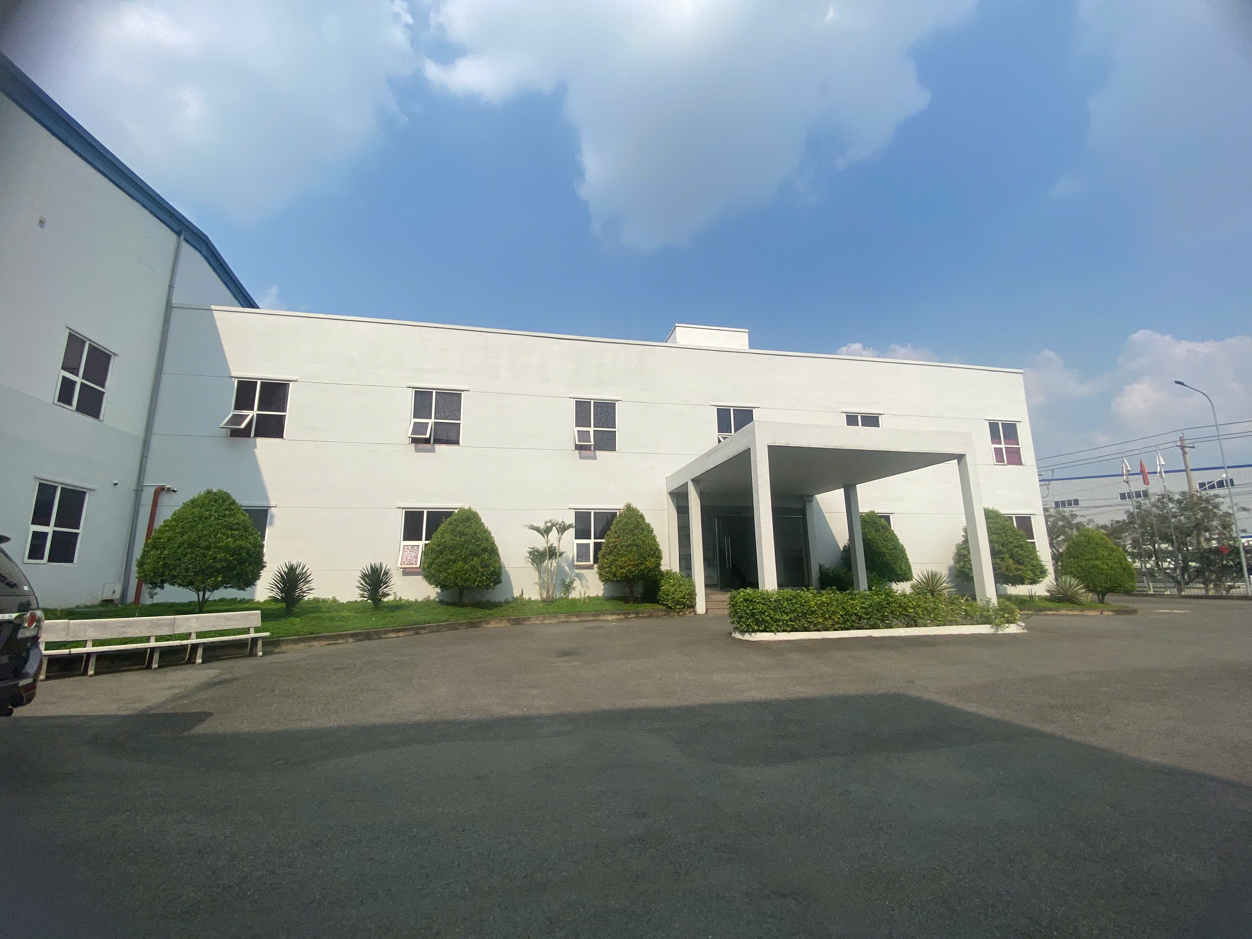 Office area 1.jpg